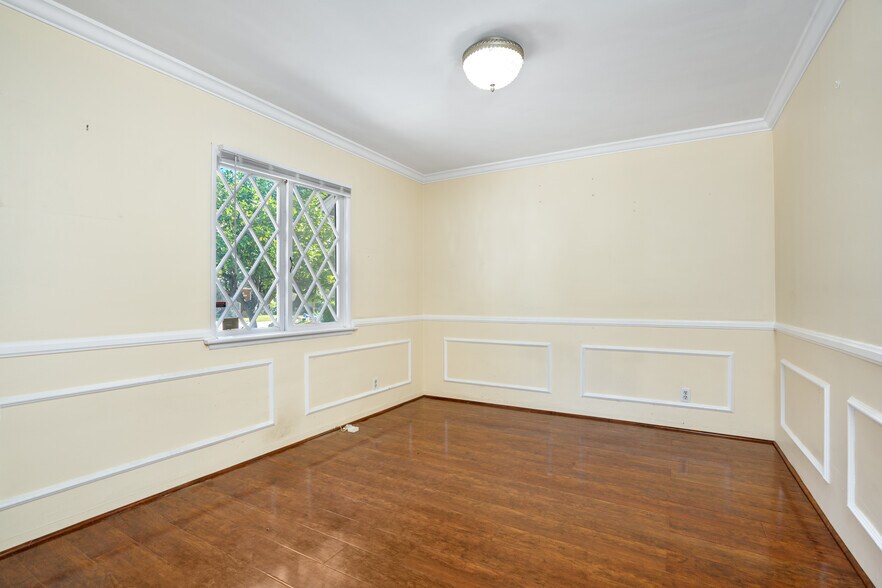 More Photos Of 12334 Moorpark St, Studio City Apartments For Sale