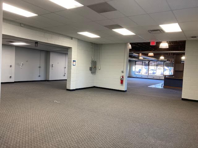 More Photos Of 616 N Main St, Royal Oak Office For Lease