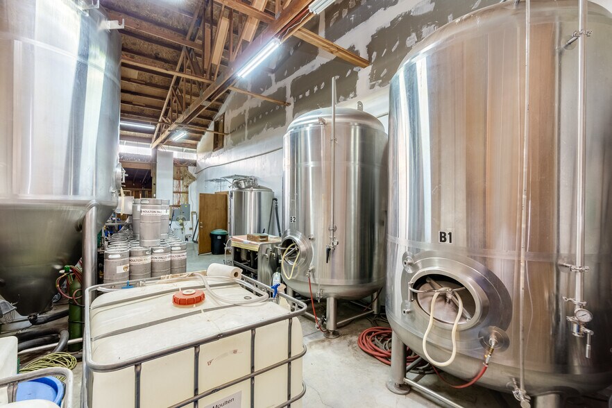 More Photos Of 31101 NE Railroad Ave, Yacolt Winery Vineyard For Sale