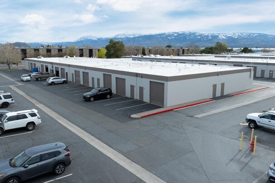 More Photos Of 240 Freeport Blvd, Sparks Light Manufacturing For Lease