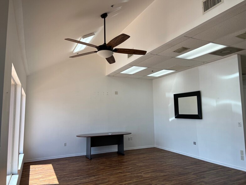 More Photos Of 3512 del prado Blvd S, Cape Coral Unknown For Lease