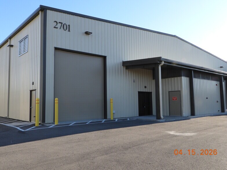 More Photos Of 2701 E Wieding Rd, Tucson Warehouse For Lease