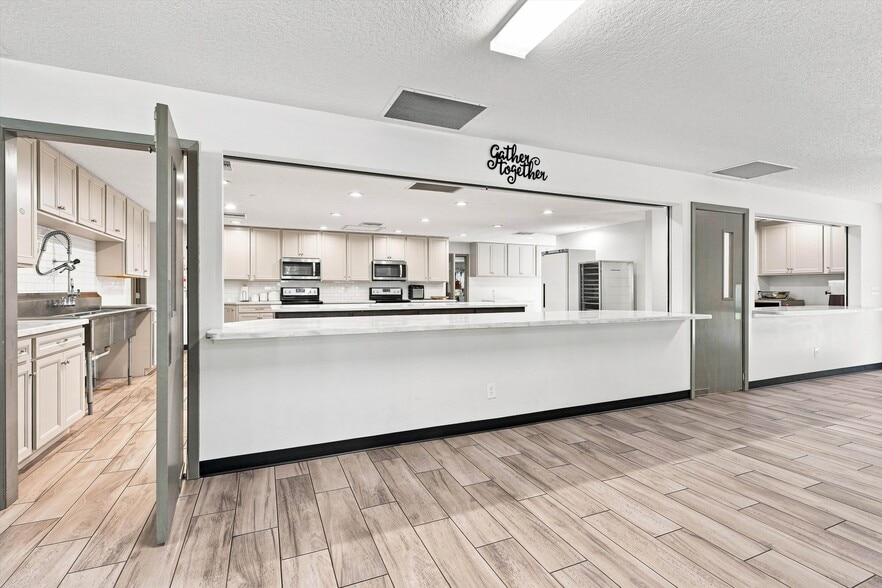 More Photos Of 7602 Kenya St, Jacksonville Specialty For Sale