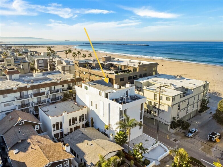 Primary Photo Of 14 Mast, Marina Del Rey Apartments For Sale
