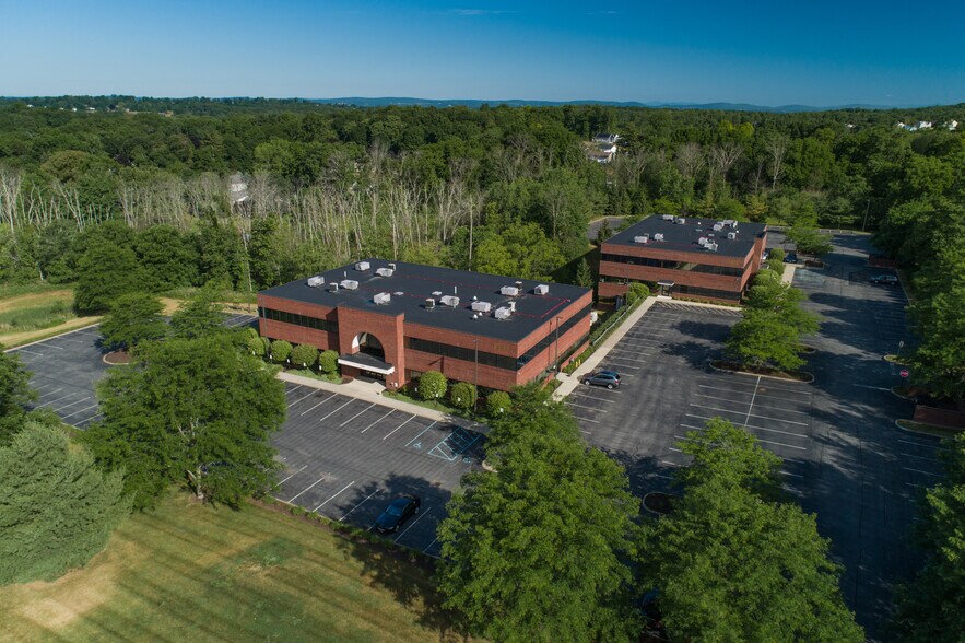 More Photos Of 1 Summit Ct, Fishkill Unknown For Lease