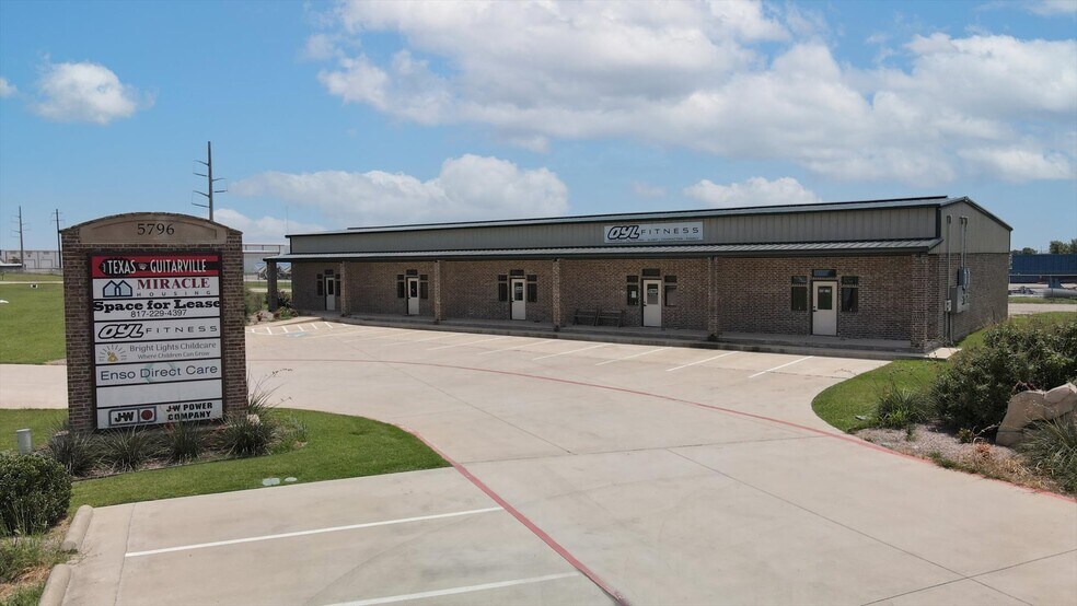 More Photos Of 5796 E Highway 114, Haslet Storefront Retail Office For Lease