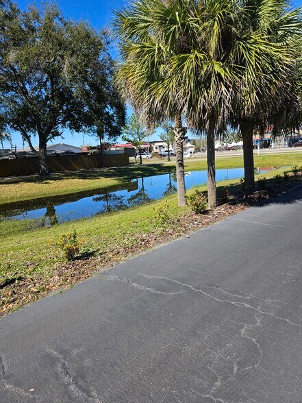 More Photos Of 10011-10021 Water Works Ln, Riverview Medical For Sale