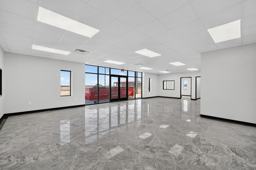 More Photos Of 16697 W Basin St, Odessa Industrial For Lease