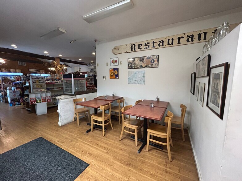 More Photos Of 1279 US-302 Rt, Bartlett General Retail For Sale