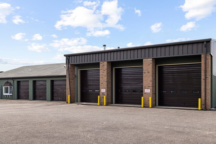 More Photos Of 8364 Easton Rd, Ottsville Auto Dealership For Sale