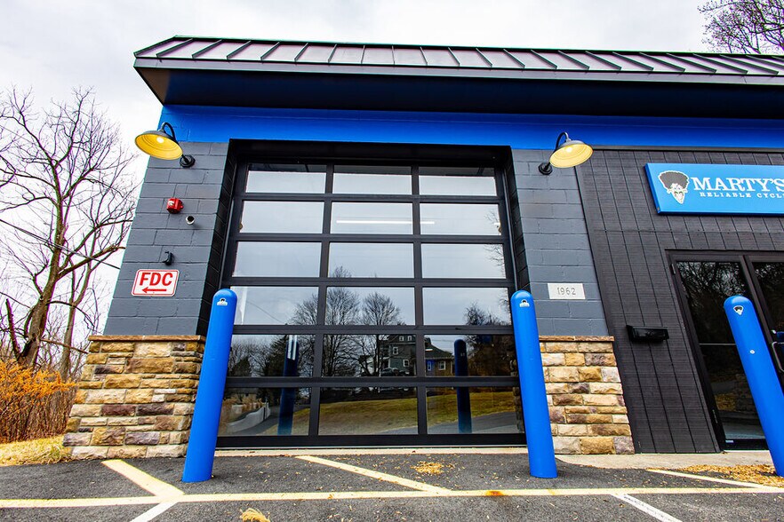 More Photos Of 99 N Main St, High Bridge Freestanding For Lease