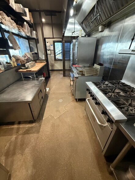 More Photos Of 1012 S Main St, Fort Worth Restaurant For Lease