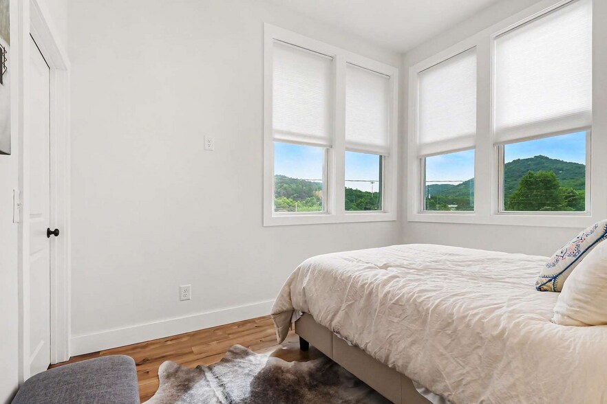 More Photos Of 25 Valley St, Clayton Office Residential For Sale