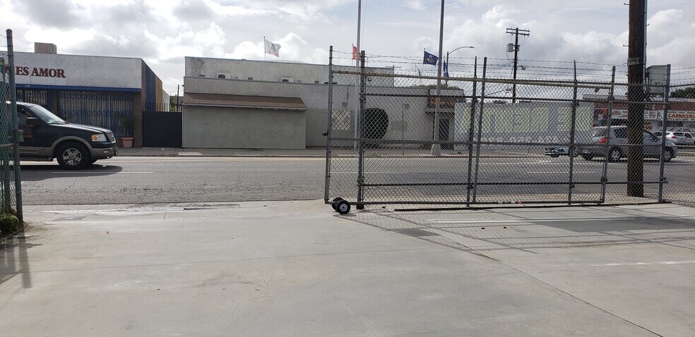 More Photos Of 1127 W Anaheim St, Wilmington Office For Lease