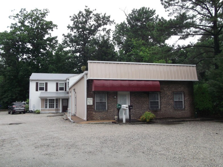 More Photos Of 104 Industry Dr, Yorktown Flex For Lease