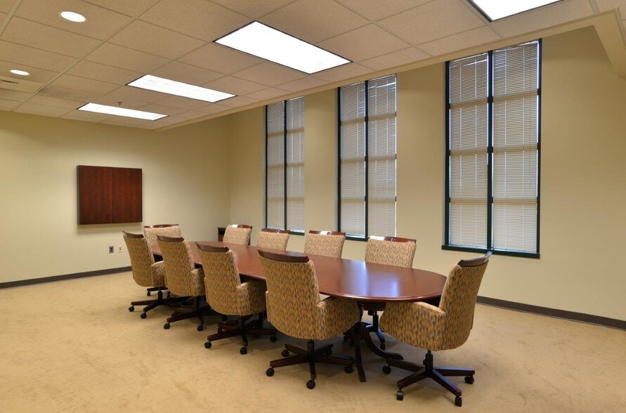 More Photos Of 1305 Mall of Georgia Blvd, Buford Office For Lease