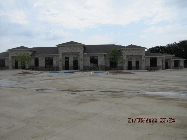 More Photos Of 1801 Rufe Snow Dr, Keller Medical For Sale