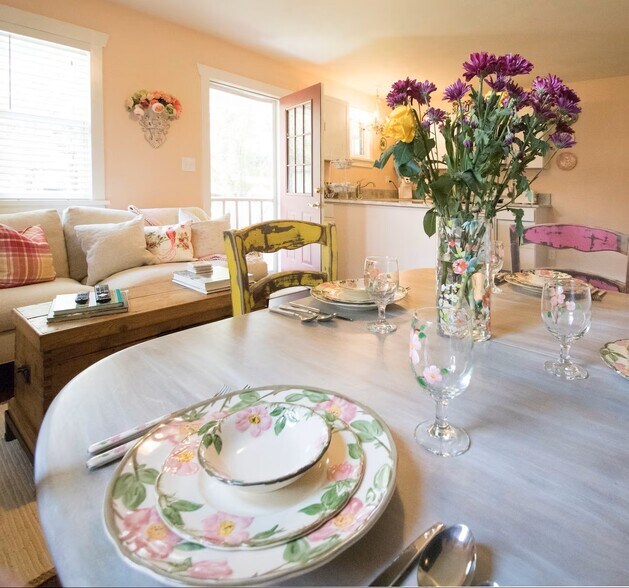 More Photos Of 102 Holly St, Colorado Springs Apartments For Sale