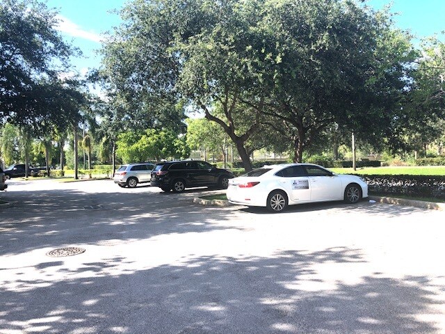 More Photos Of 6099 Stirling Rd, Davie Office Residential For Lease