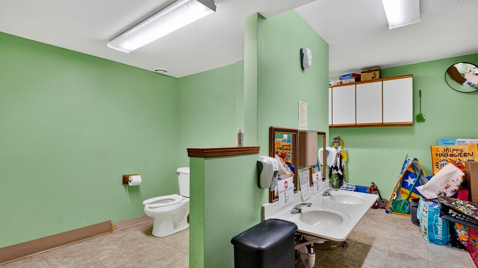 More Photos Of 1612 Truax Blvd, Eau Claire Daycare Center For Sale