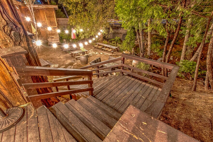 More Photos Of 54905 N Circle Dr, Idyllwild-Pine Cove Restaurant For Lease