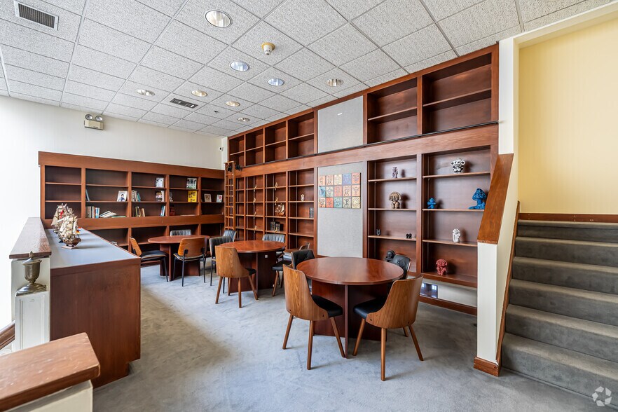 More Photos Of 114 W Main St, New Britain Unknown For Sale