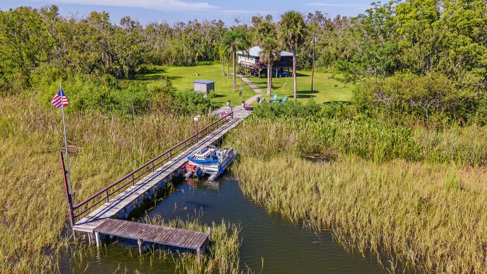 More Photos Of 6001 Bird Island Dr, Lady Lake Lodge Meeting Hall For Sale