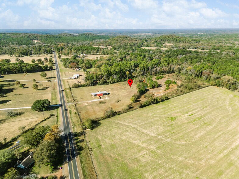 More Photos Of 7697 State Highway 155 N, Gilmer Flex For Sale