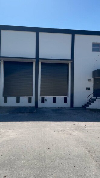 Primary Photo Of 4230 NW 128th St, Opa Locka Warehouse For Lease