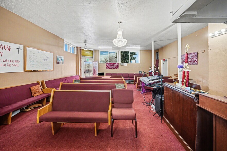 More Photos Of 2900 N Josephine St, Denver Specialty For Sale