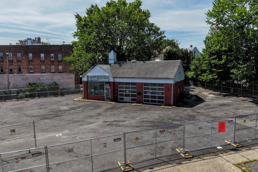 More Photos Of 1061-1065 Main Ave, Clifton Auto Repair For Sale