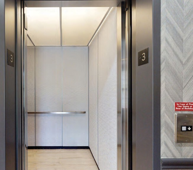 More Photos Of 49 Lenox Pointe NE, Atlanta Office Residential For Lease