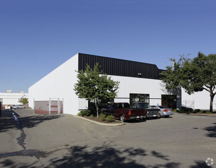 Primary Photo Of 8382 Rovana Cir, Sacramento Warehouse For Lease