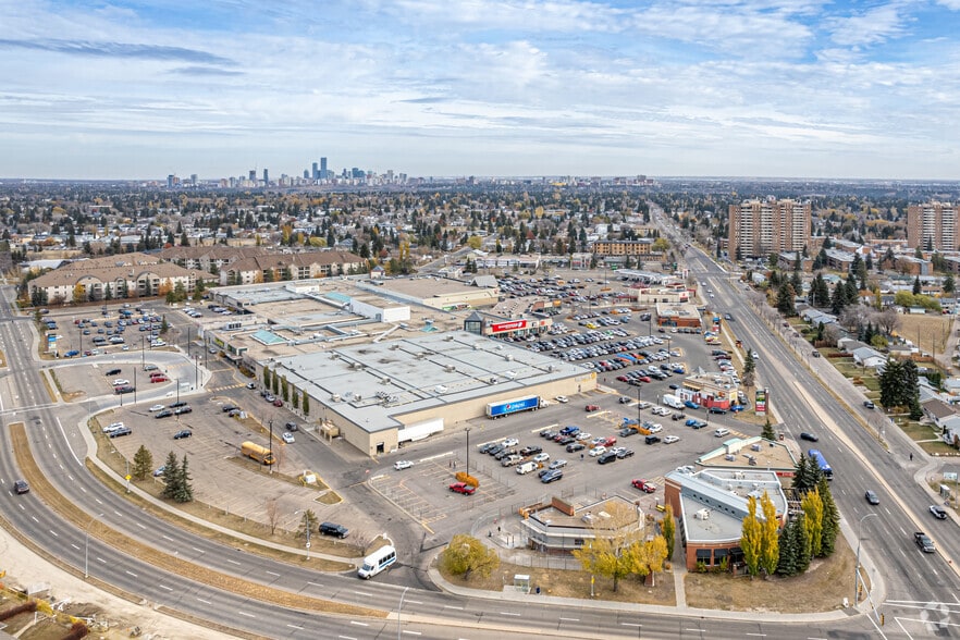 More Photos Of 8713 156th St, Edmonton Storefront For Lease