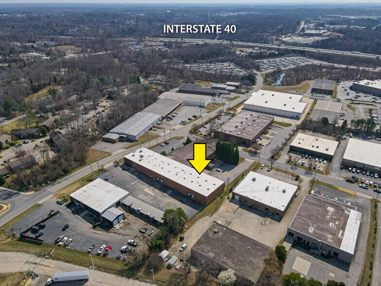 More Photos Of 902 Norwalk St, Greensboro Warehouse For Lease