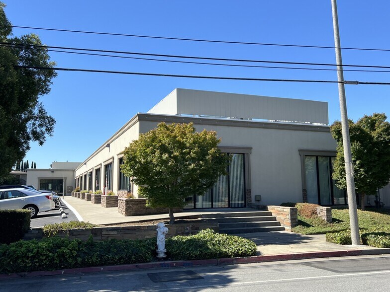 More Photos Of 1080-1098 W Evelyn Ave, Sunnyvale Industrial For Sale