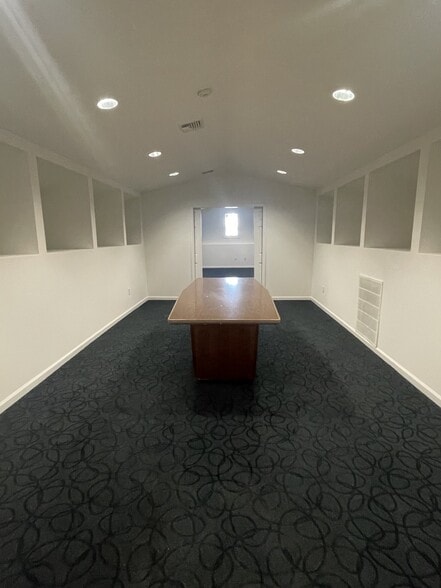 More Photos Of 60 S Main St, New City Office For Sale