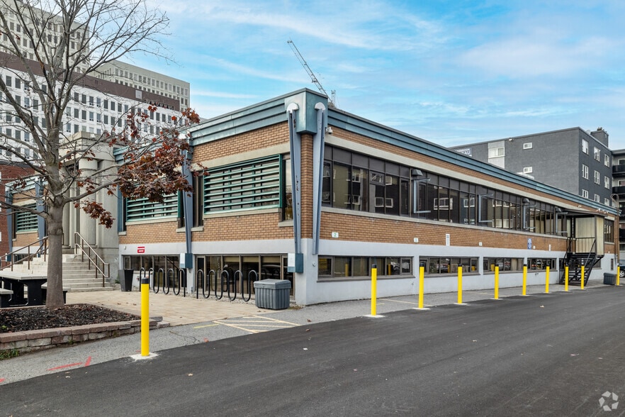 Primary Photo Of 39 Mcarthur Ave, Ottawa Office For Sale