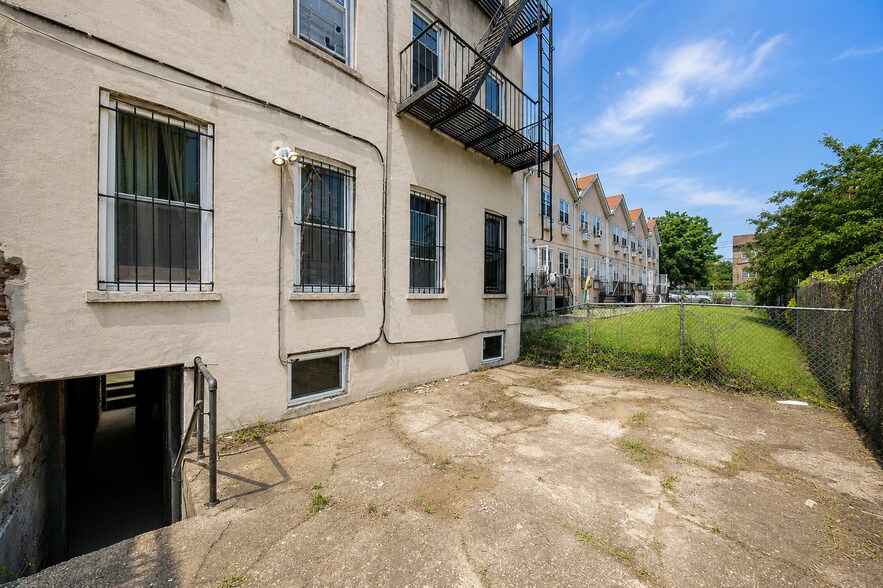 More Photos Of 688 New Lots Ave, Brooklyn Apartments For Sale
