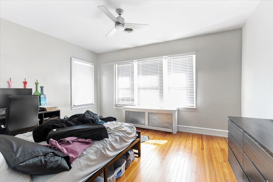 More Photos Of 205 Philadelphia Ave, Egg Harbor City Apartments For Sale