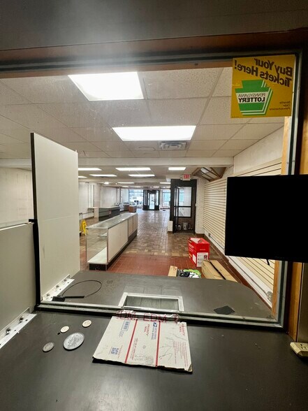 More Photos Of 115 Wyoming Ave, Scranton Convenience Store For Lease