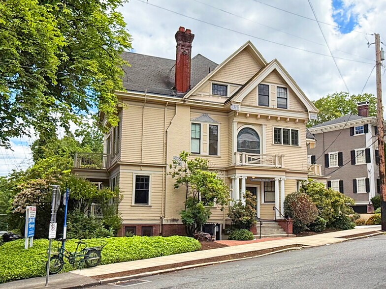 More Photos Of 1012 SW King Ave, Portland Office For Sale