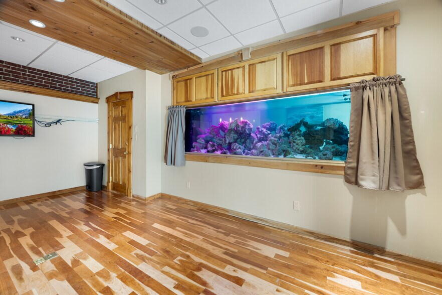 More Photos Of 132 Main St, Southington Bank For Sale