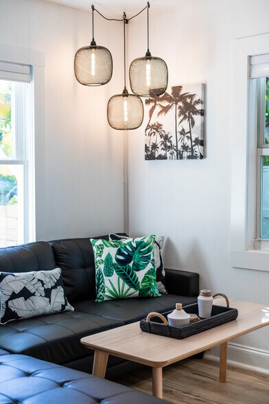 More Photos Of 517 S J St, Lake Worth Beach Apartments For Sale