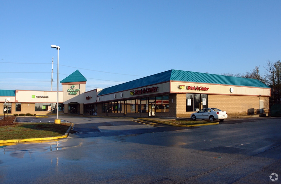 More Photos Of 1102-1130 Chester Pike, Sharon Hill Storefront For Lease