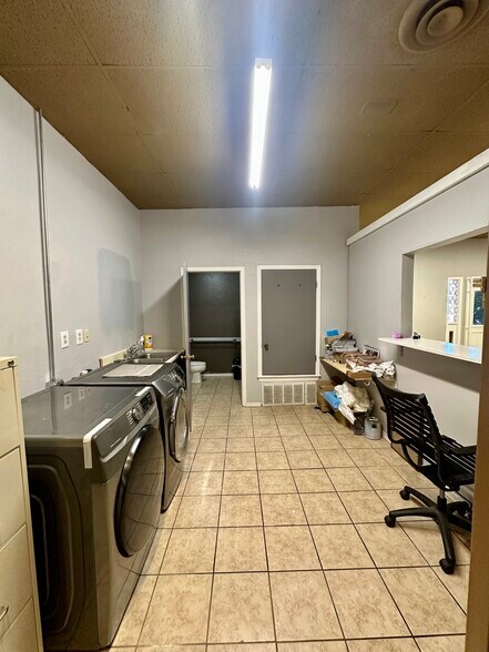 Primary Photo Of 3509 McNiel Ave, Wichita Falls Flex For Lease