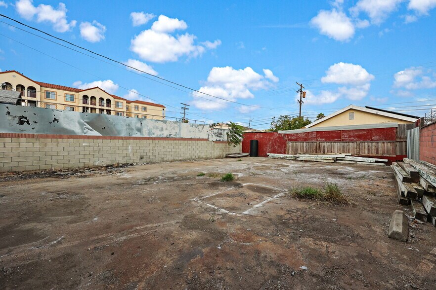 More Photos Of 6216 Crenshaw Blvd, Los Angeles Office For Sale