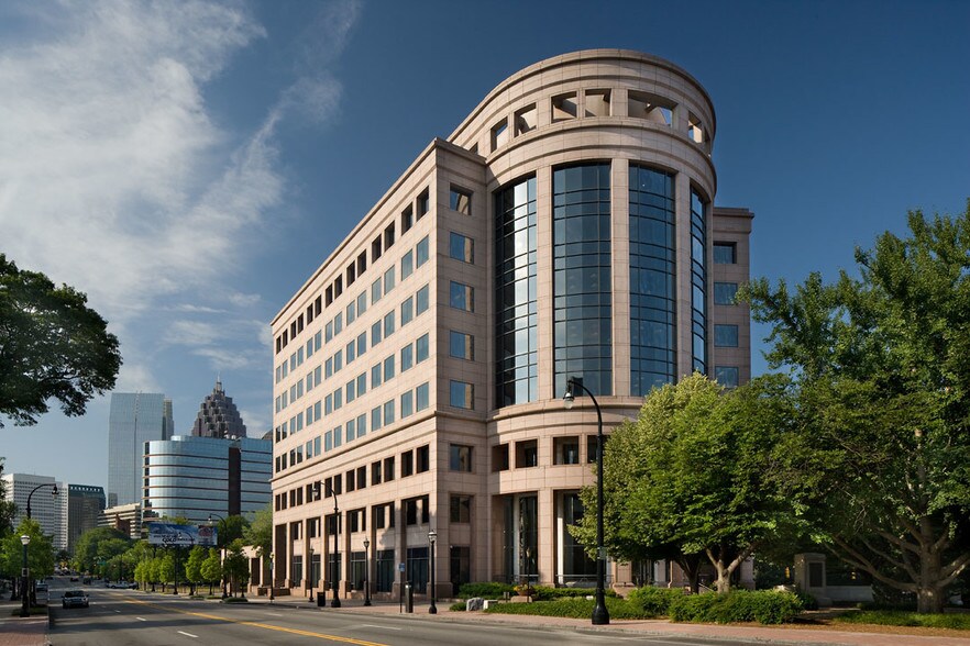 More Photos Of 1420 Peachtree St NE, Atlanta Office For Lease