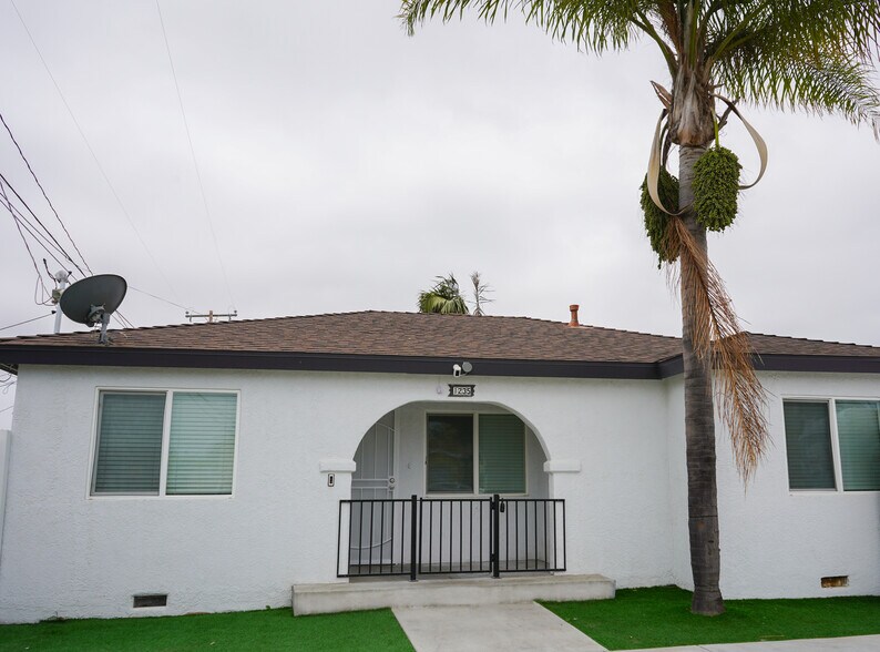 More Photos Of 1235 Clavel Ave, Ventura Apartments For Sale