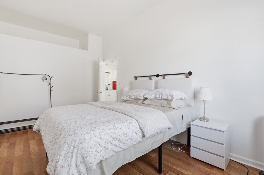 More Photos Of 521 W 37th St, Savannah Multifamily For Sale